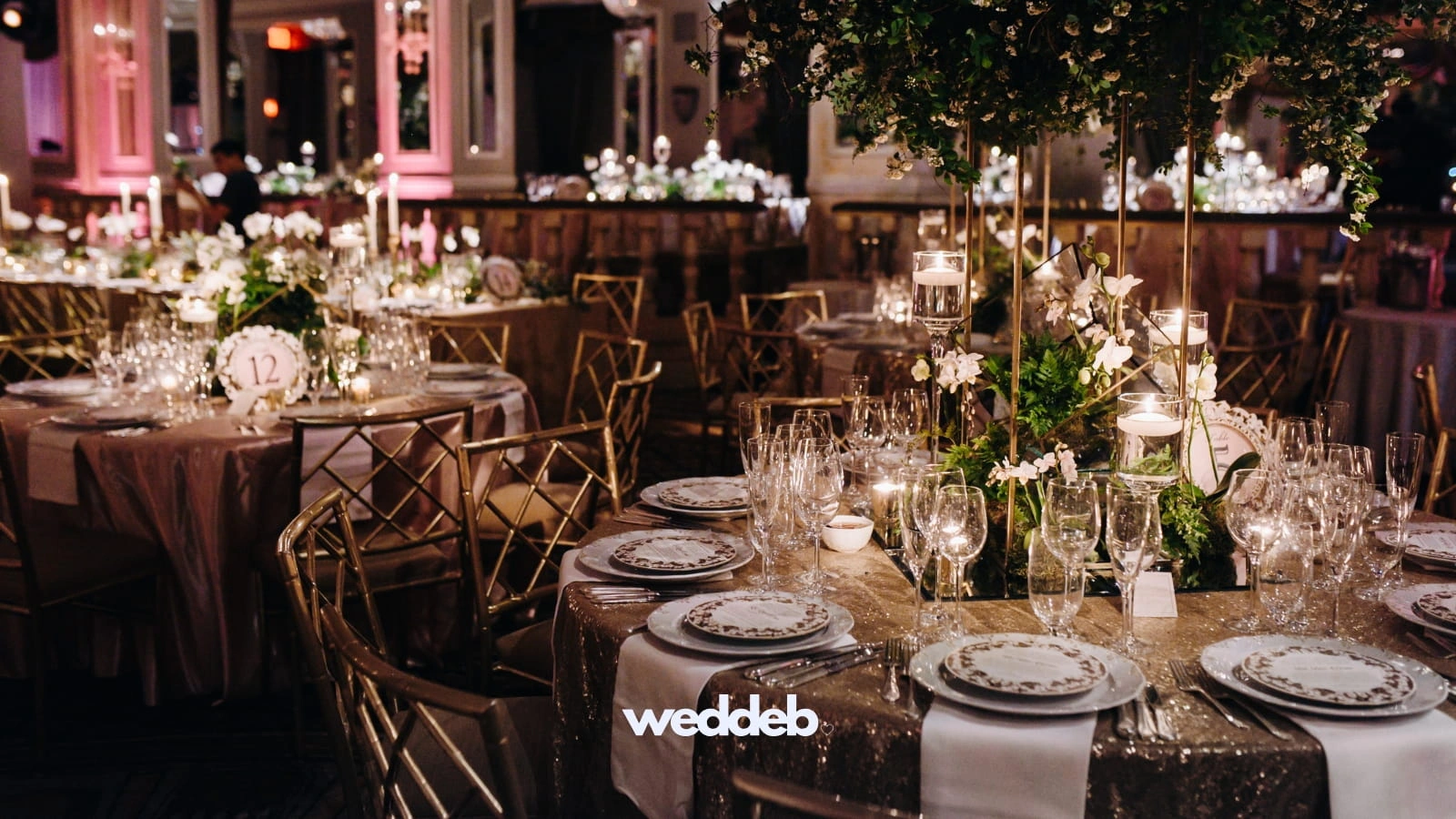 Cómo decir No Niños en tu invitación de boda con elegancia: frases y consejos para una boda solo adultos con Weddeb.